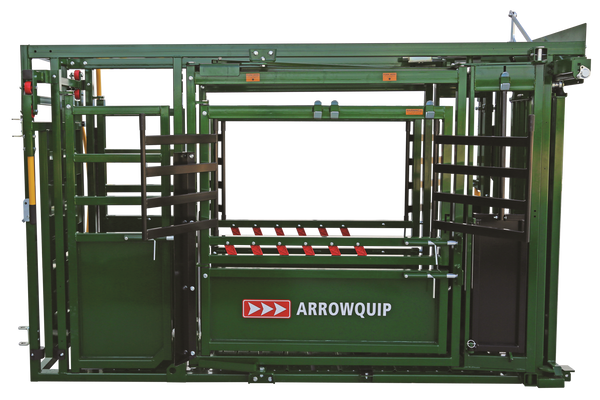 Arrowquip Left-Hand 7400 Manual Chute With Vet Cage